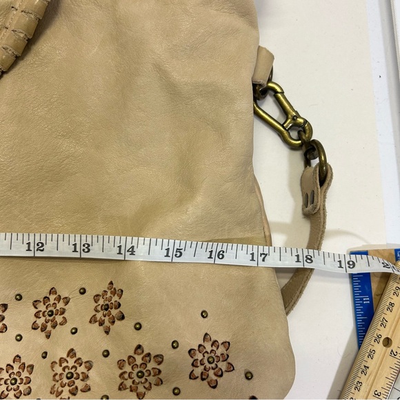 Errelleventidue Beige Italian Leather Handbag Tote Floral Print Studs Large - Picture 10 of 13